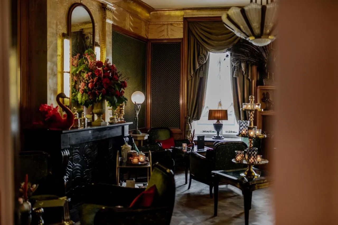 Luxury Boutique Hotel De Castillion Брюгге