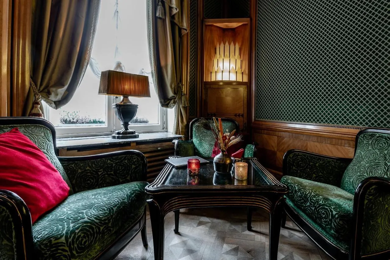 Luxury Boutique Hotel De Castillion Брюгге 4*,
