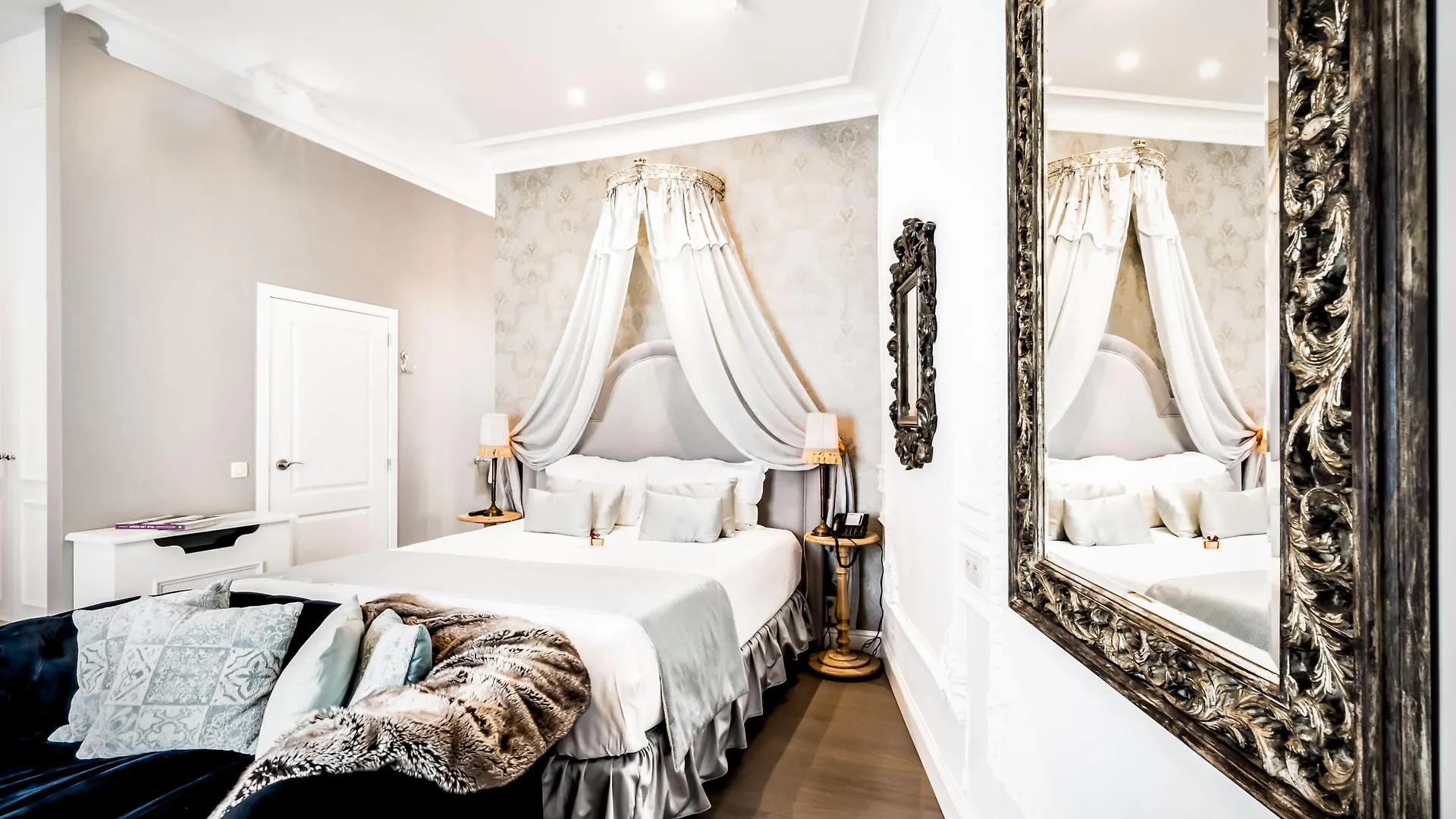 Luxury Boutique Hotel De Castillion Брюгге 4*,  Бельгия