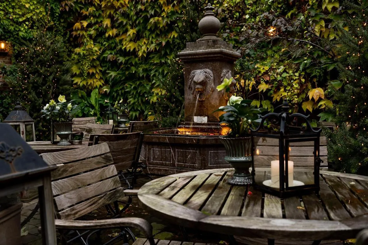 Luxury Boutique Hotel De Castillion Брюгге 4*,  Бельгия