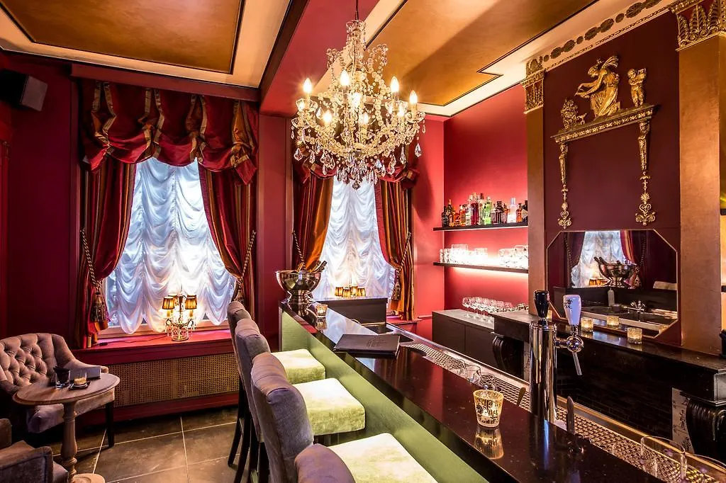 Luxury Boutique Hotel De Castillion Брюгге