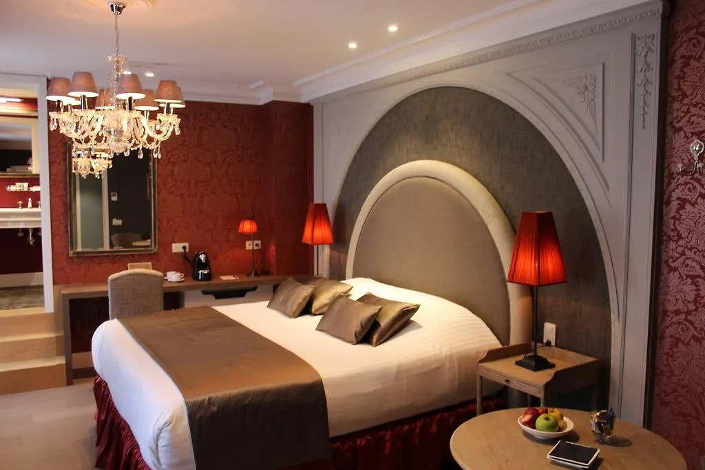 Luxury Boutique Hotel De Castillion Брюгге 4*,