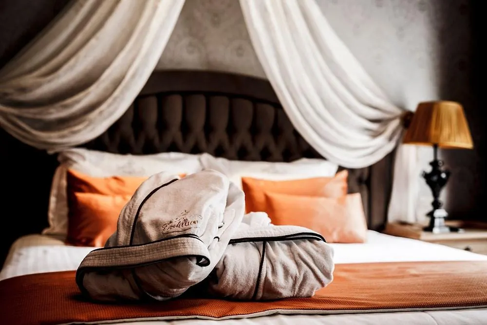 Luxury Boutique Hotel De Castillion Brugge