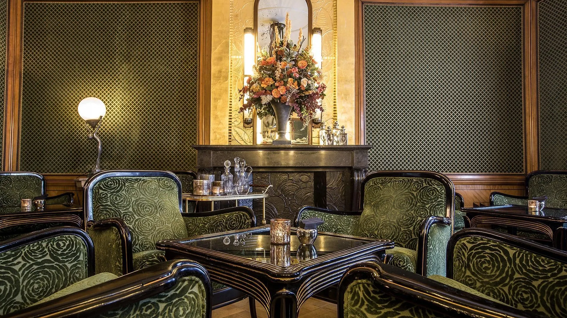 Luxury Boutique Hotel De Castillion Μπριζ