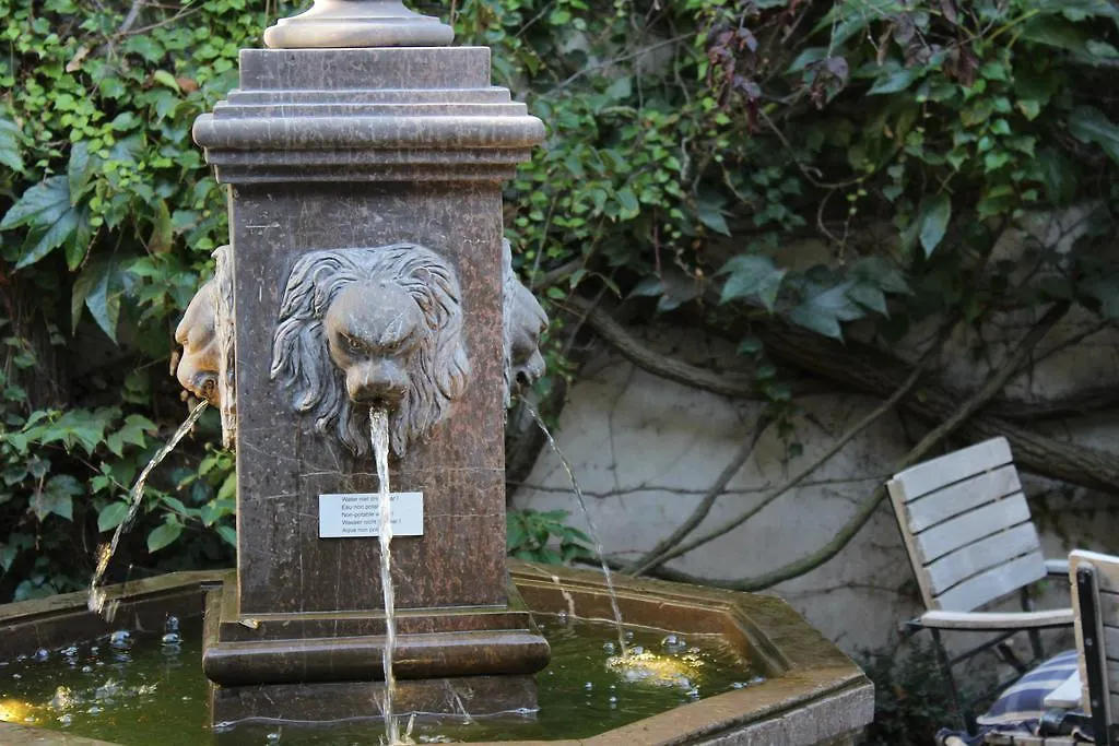 Luxury Boutique Hotel De Castillion Μπριζ